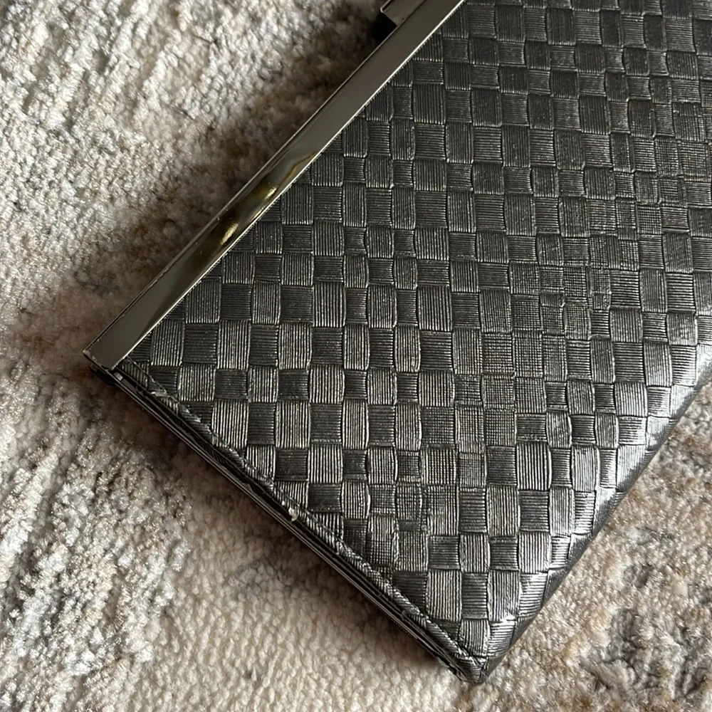 Gray Clutch